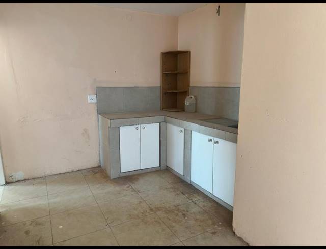 2 BEDROOM PROPERTY TO RENT IN LAUDIUM
